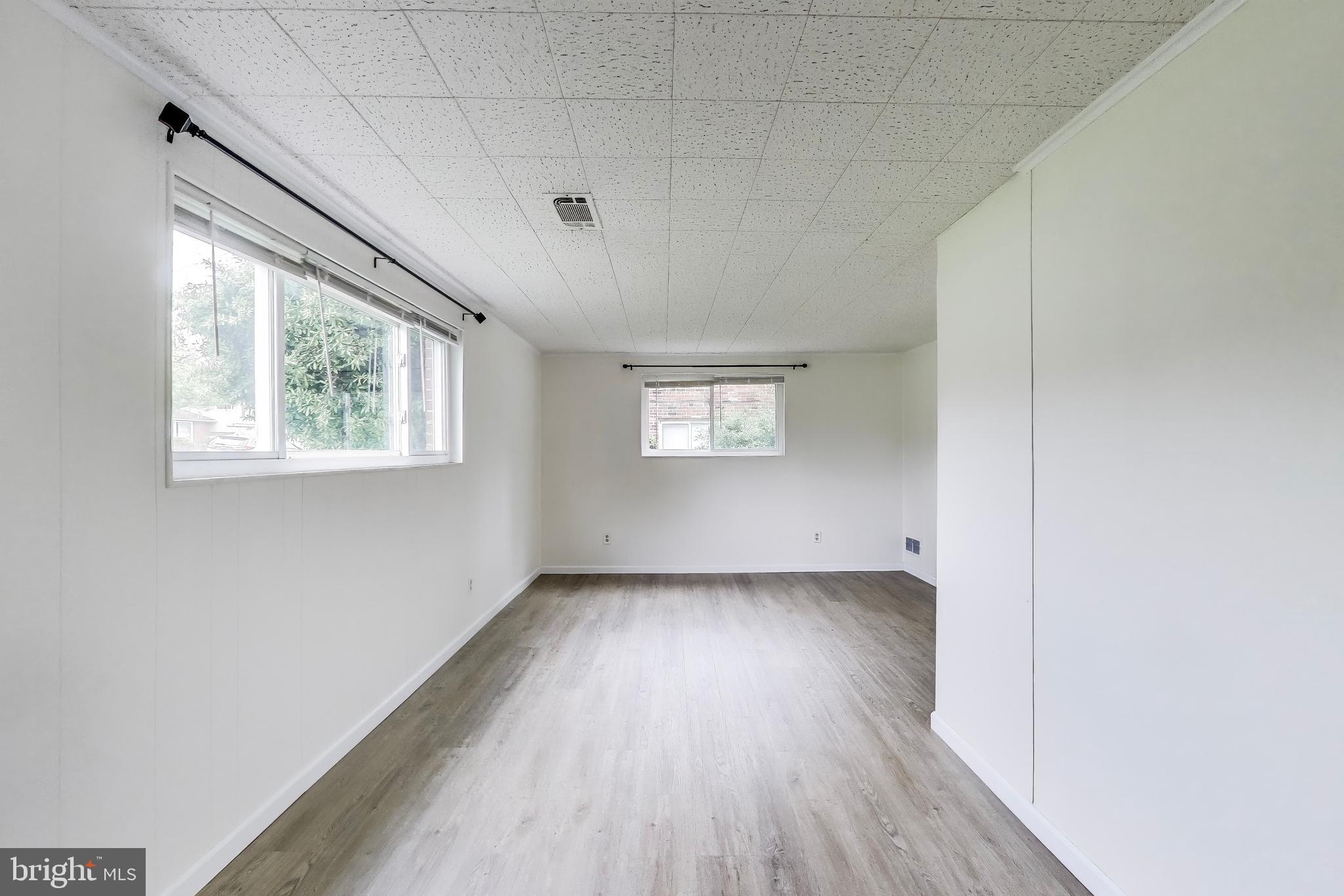 ASPEN HILL PARK - Residential