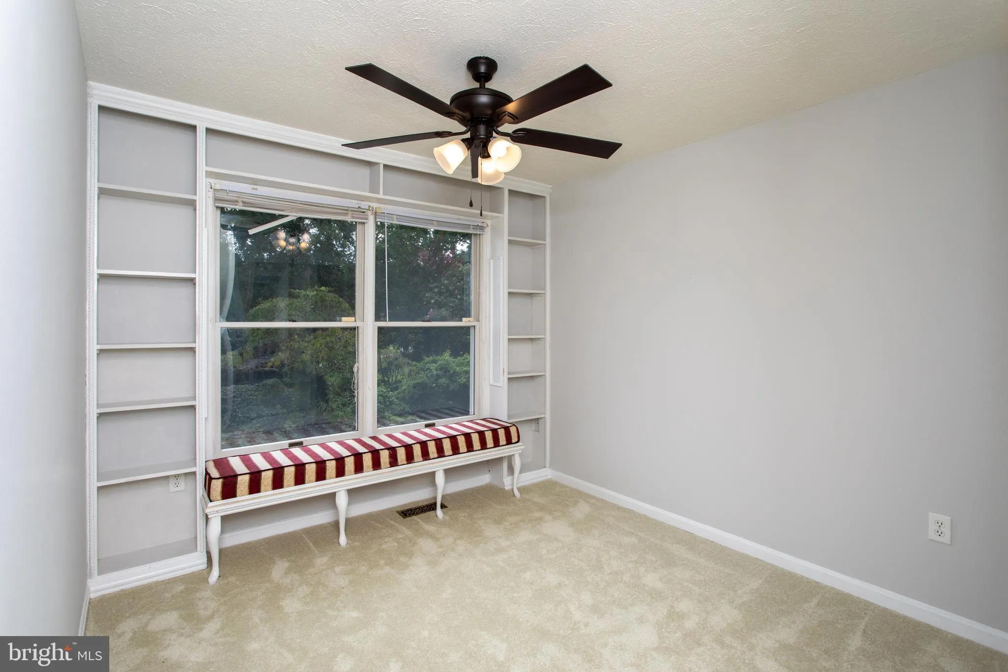 Mechanicsville, Maryland 20659, United States, 6 Bedrooms Bedrooms, ,3 BathroomsBathrooms,Residential,Coming Soon,173340