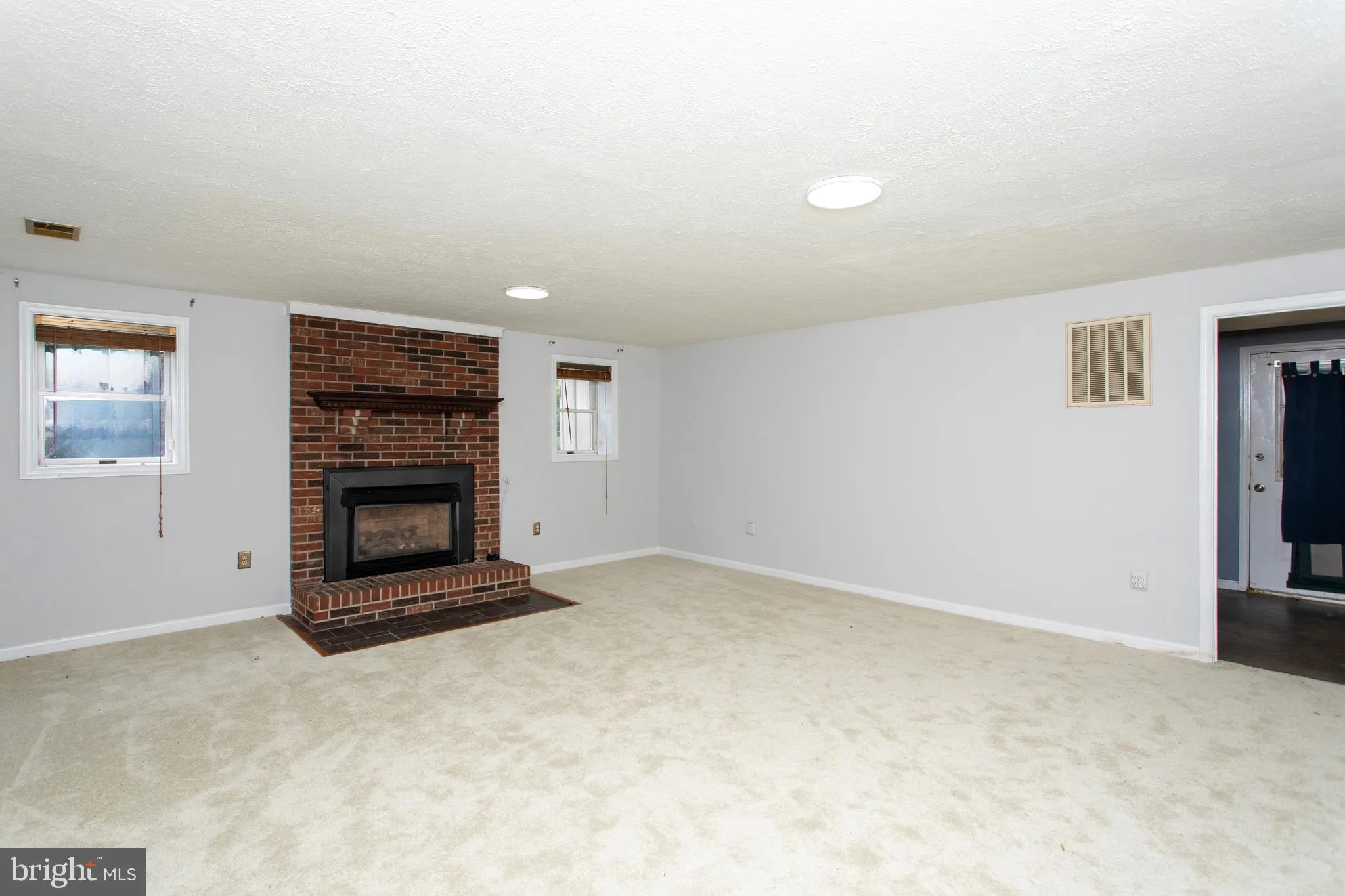 Mechanicsville, Maryland 20659, United States, 6 Bedrooms Bedrooms, ,3 BathroomsBathrooms,Residential,Coming Soon,173340