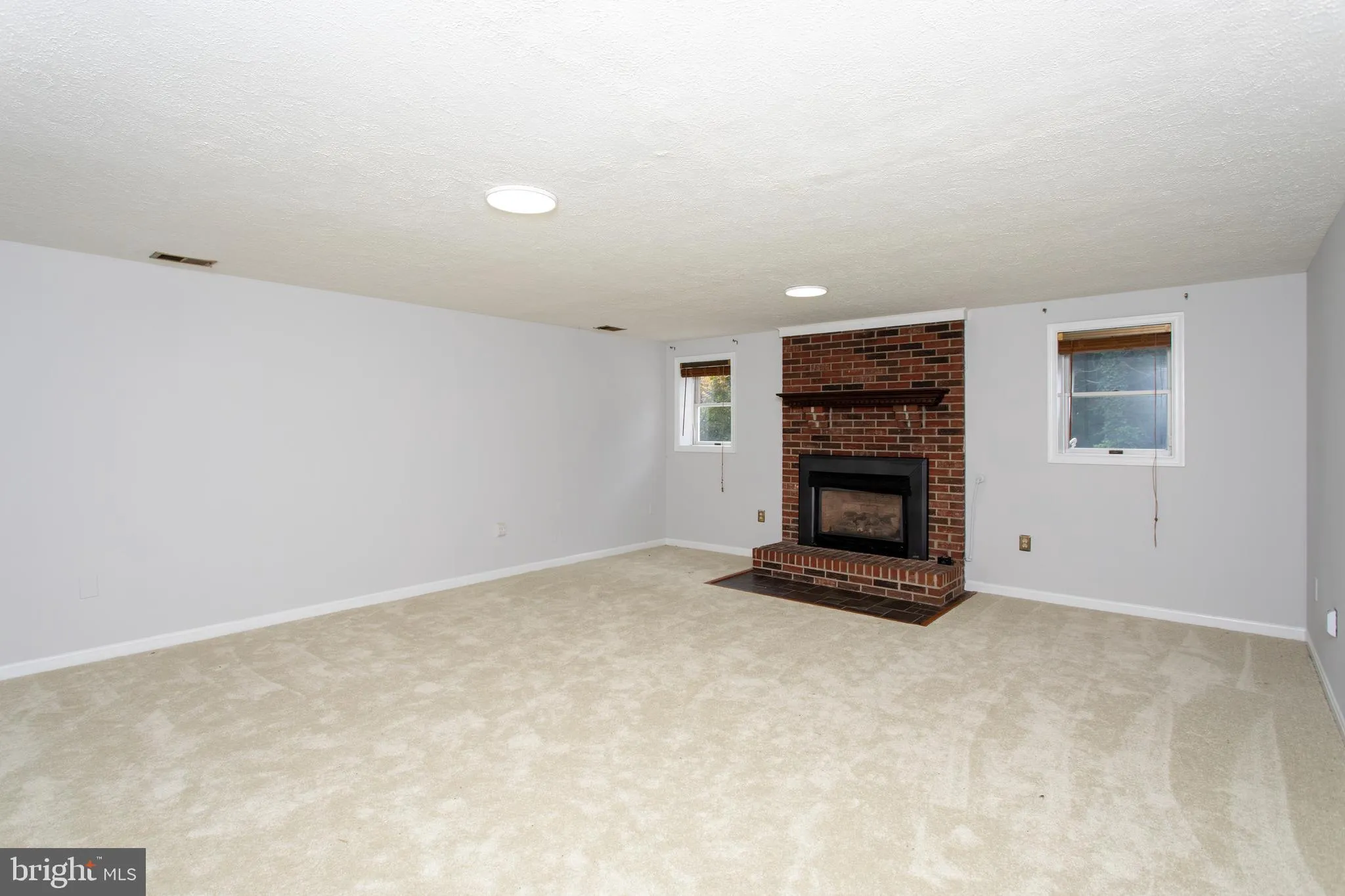 Mechanicsville, Maryland 20659, United States, 6 Bedrooms Bedrooms, ,3 BathroomsBathrooms,Residential,Coming Soon,173340