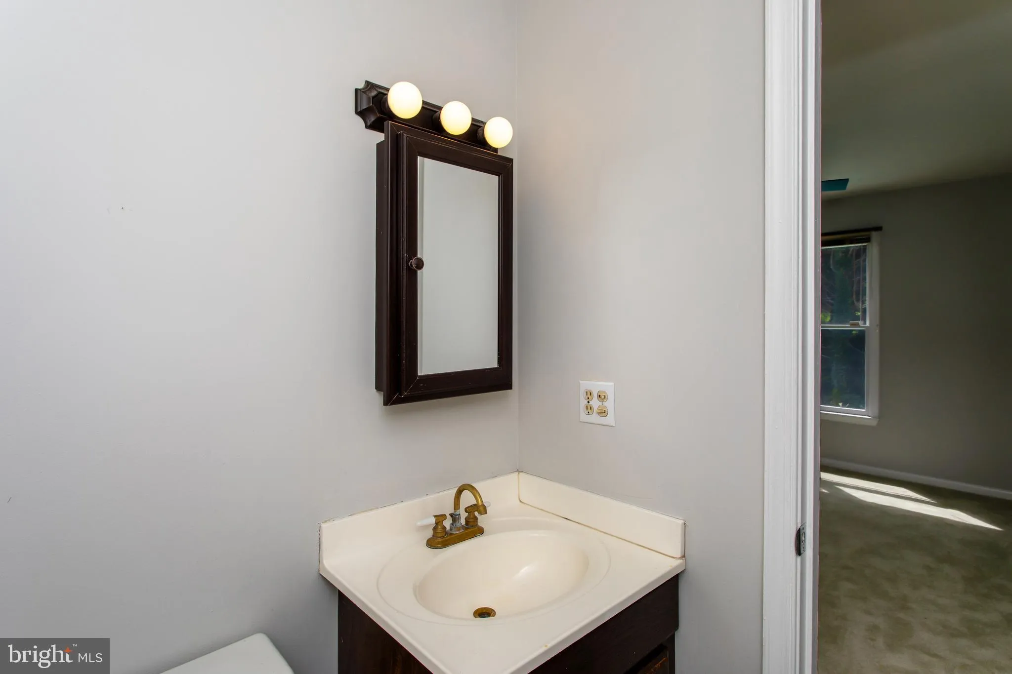 Mechanicsville, Maryland 20659, United States, 6 Bedrooms Bedrooms, ,3 BathroomsBathrooms,Residential,Coming Soon,173340