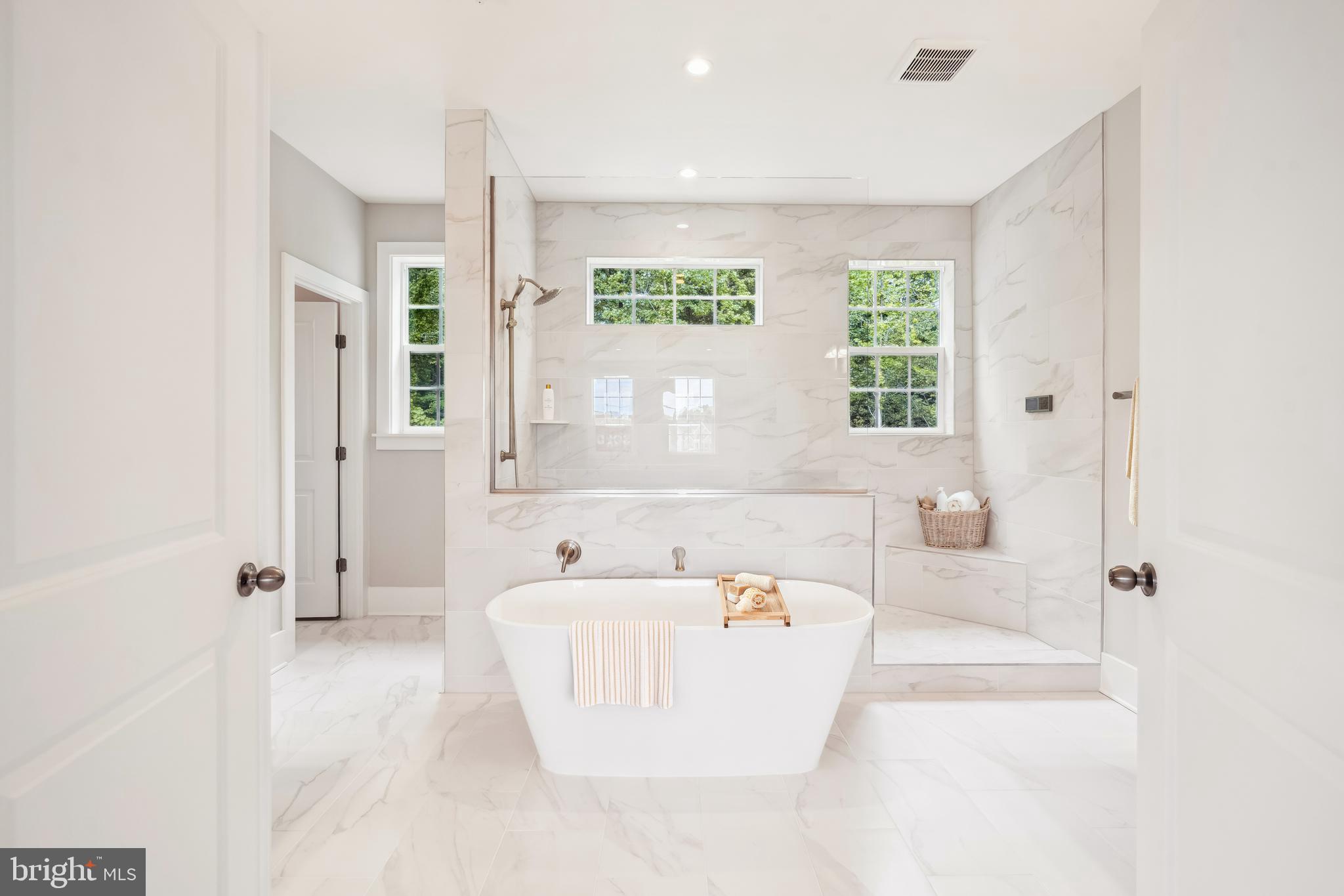 FAIRVIEW MANOR - Residential