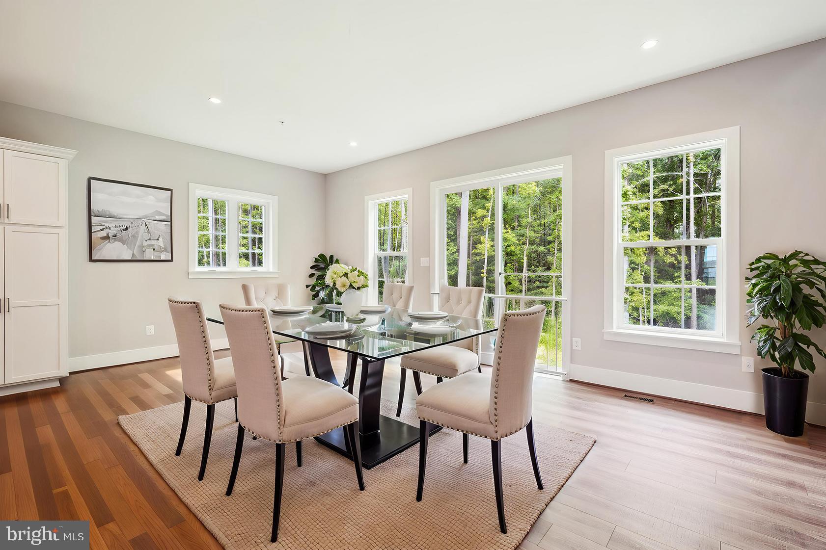 FAIRVIEW MANOR - Residential