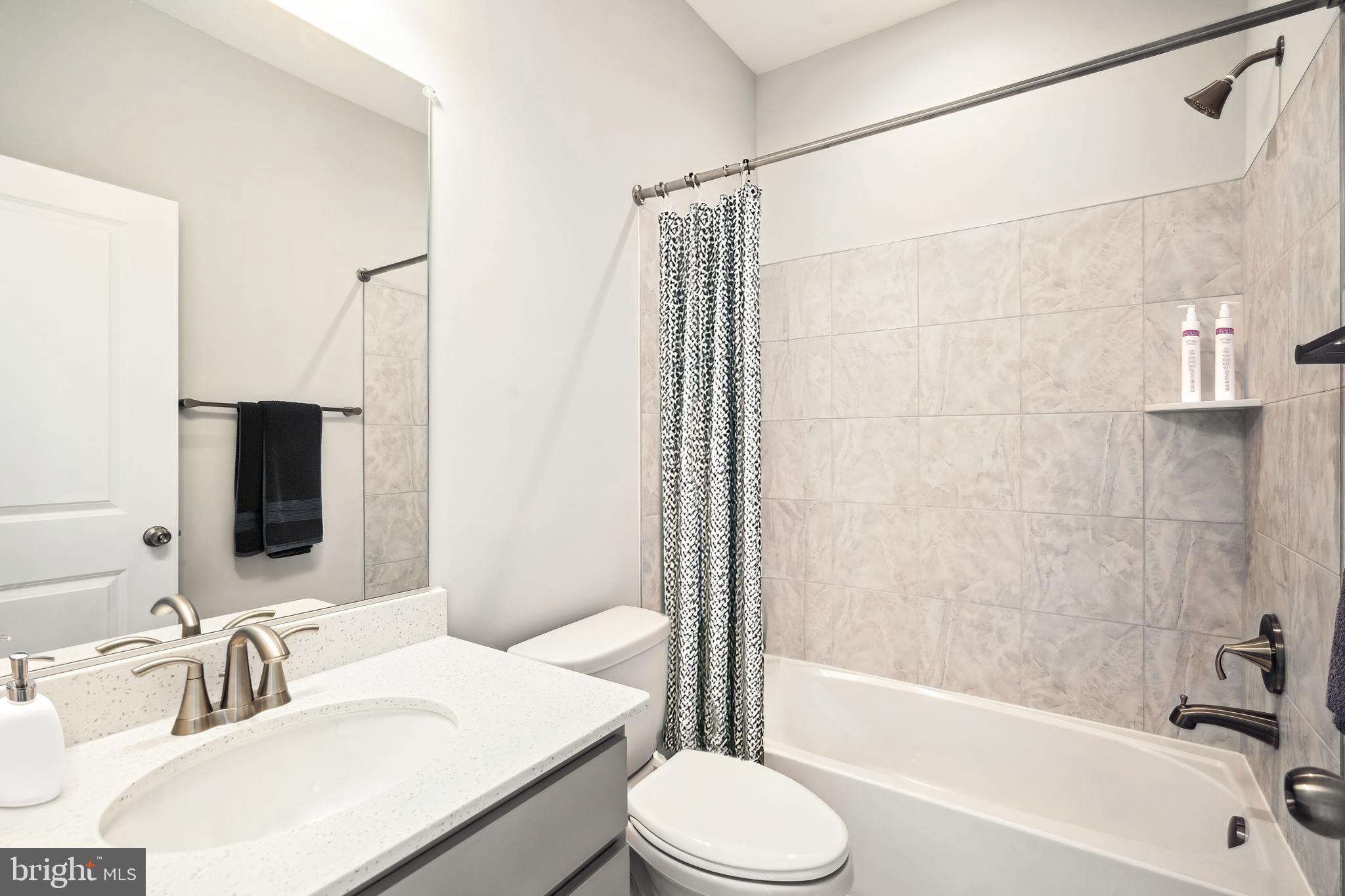 FAIRVIEW MANOR - Residential