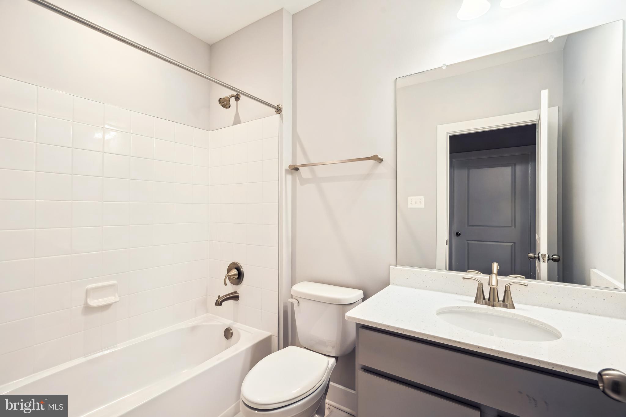 FAIRVIEW MANOR - Residential