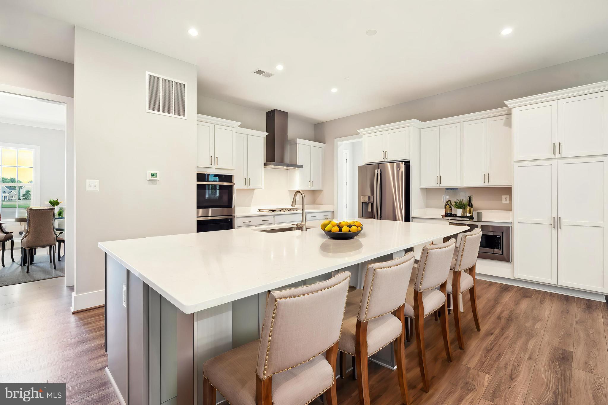 FAIRVIEW MANOR - Residential