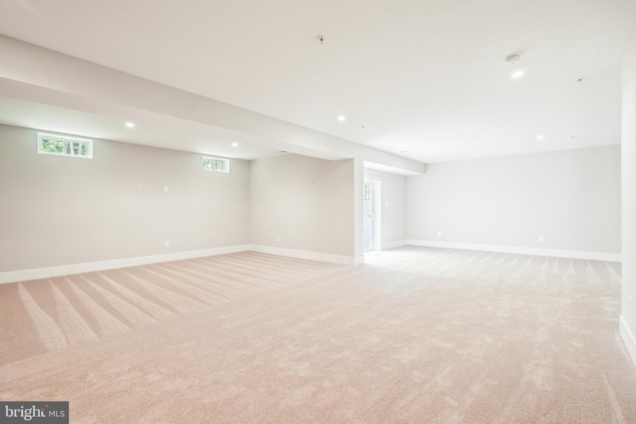 FAIRVIEW MANOR - Residential