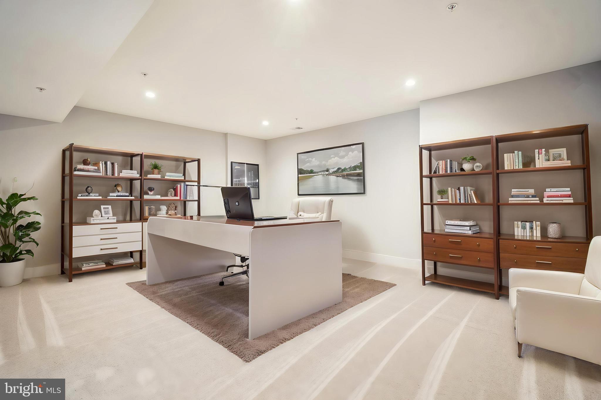 FAIRVIEW MANOR - Residential