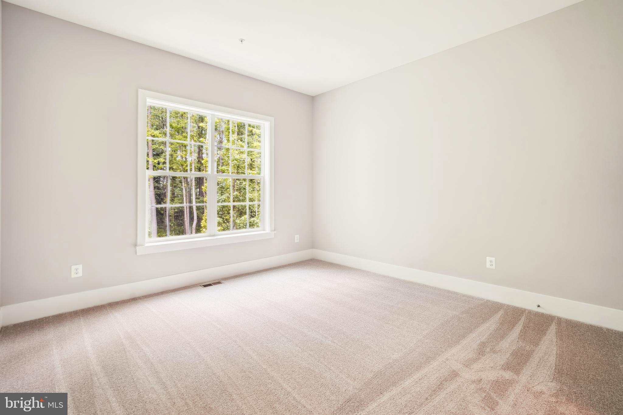 FAIRVIEW MANOR - Residential