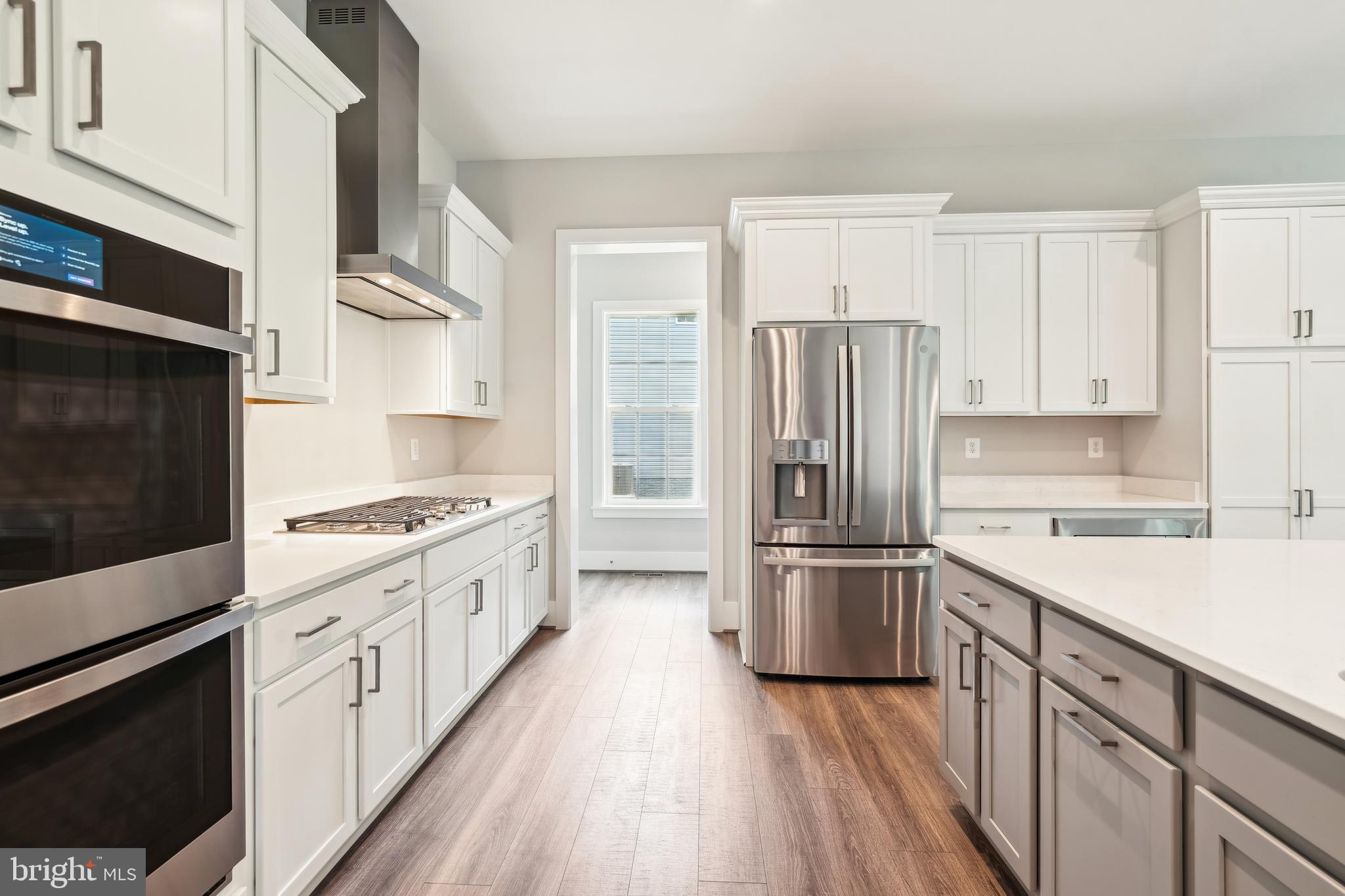 FAIRVIEW MANOR - Residential