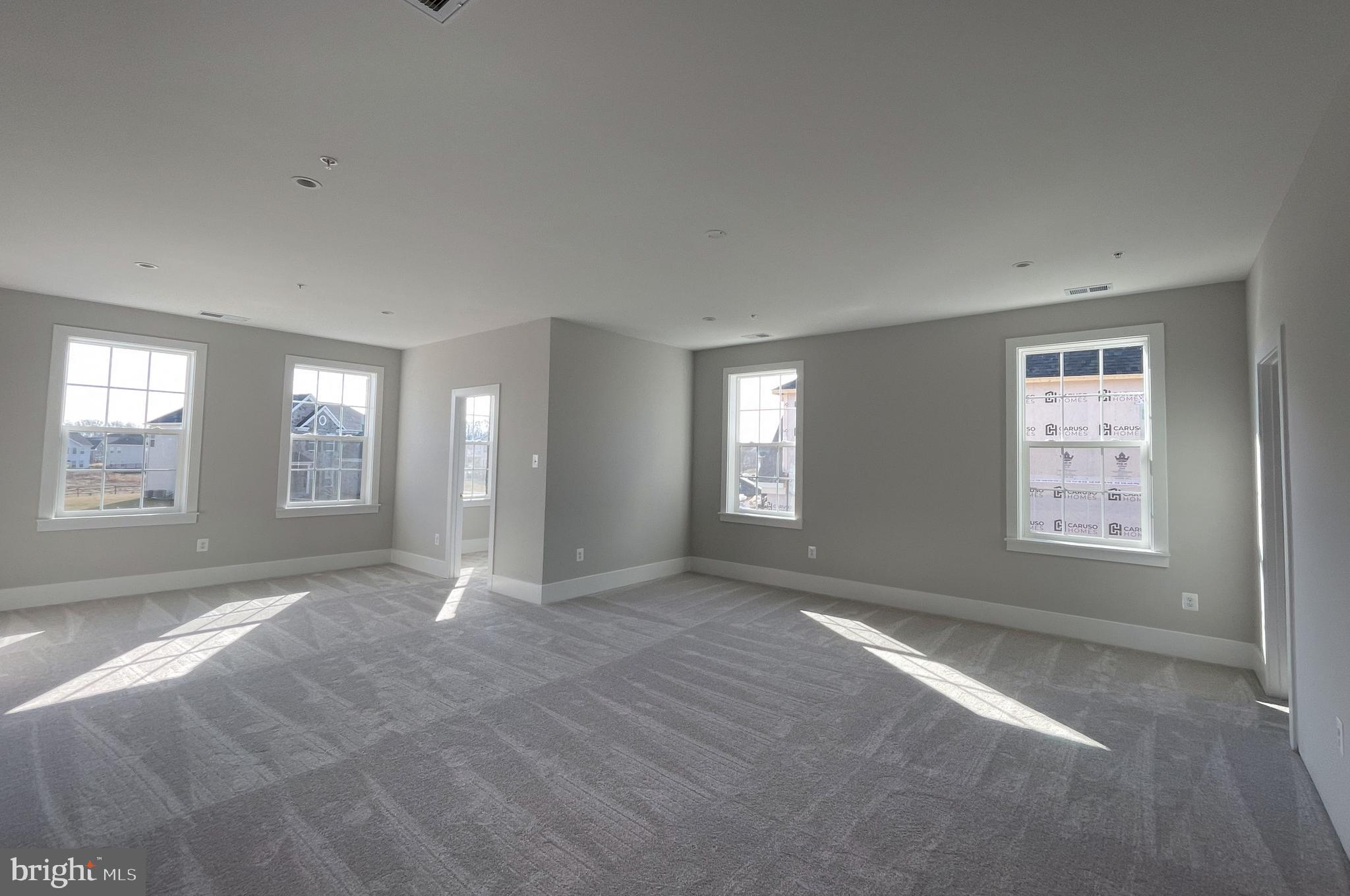 3906 DIPLOMAT AVENUE