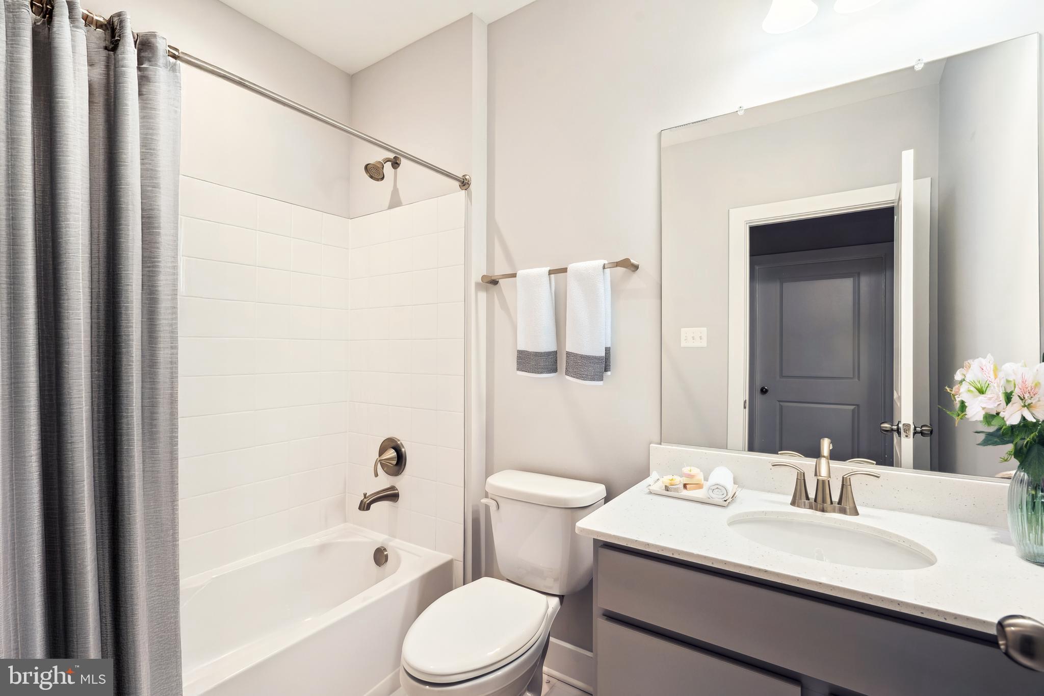 FAIRVIEW MANOR - Residential