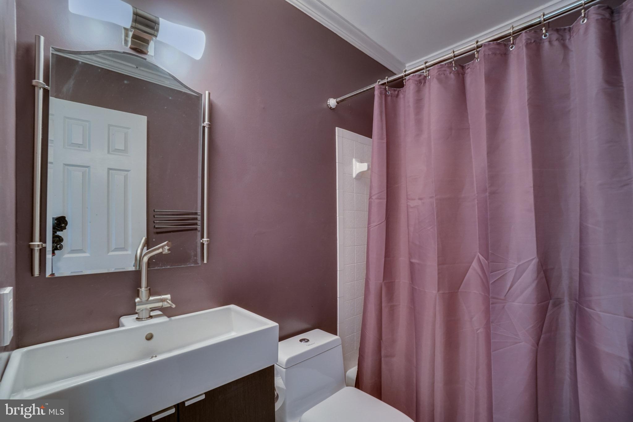 OAK CLUSTER - Residential Lease