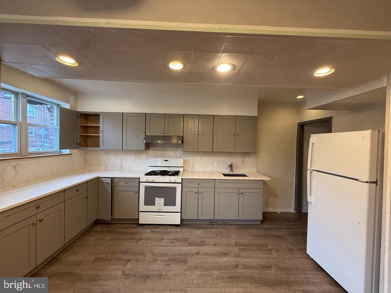 CASTOR GARDENS - Residential