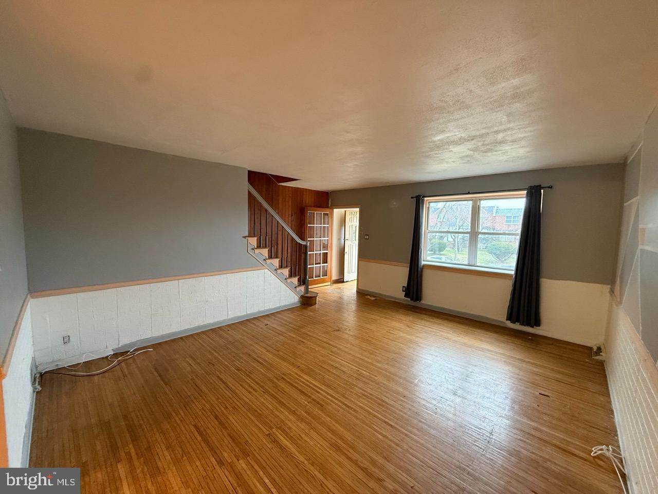 1529 ELBRIDGE STREET