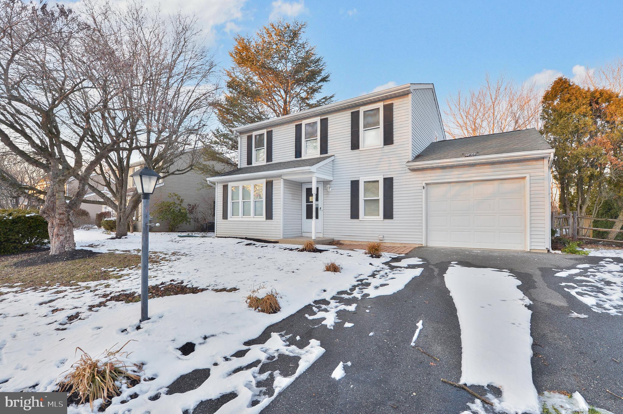 Welcome to Springbrook. This Beautiful Colonial Backs up to the Township’s Open Space,
Enjoy the view without the fuse of the upkeep. There is a lovely and sizable fenced backyard
offering a shed for all your gardening tools or storage. Rear A Two-Tiered overlooking the
yard and rear of the property. Inside features natural décor though out. White kitchen
cabinets, center island and plenty of counter space. The family room features a cathedral
ceiling and brick fireplace. Just steps away is the formal living room and dining room. Both
bath and powder rooms offer updated, modern fixtures and all 3 bedrooms are sizable.
Basement is waiting to be refinished for added living space or home office. Additionally,
this nice colonial features garage parking and first floor laundry room. Souderton School
District.