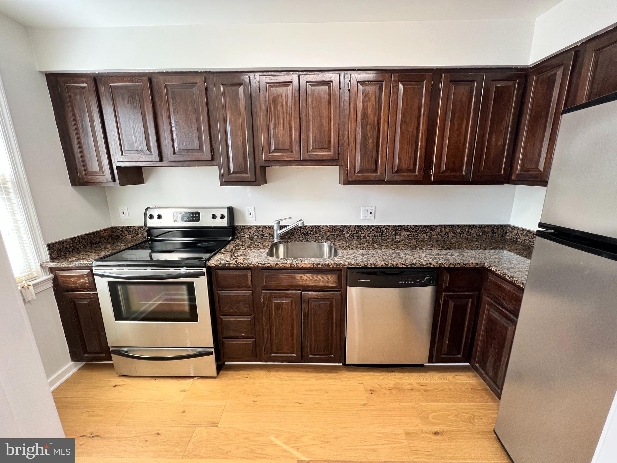 ROCK CREEK GARDENS - Residential Lease