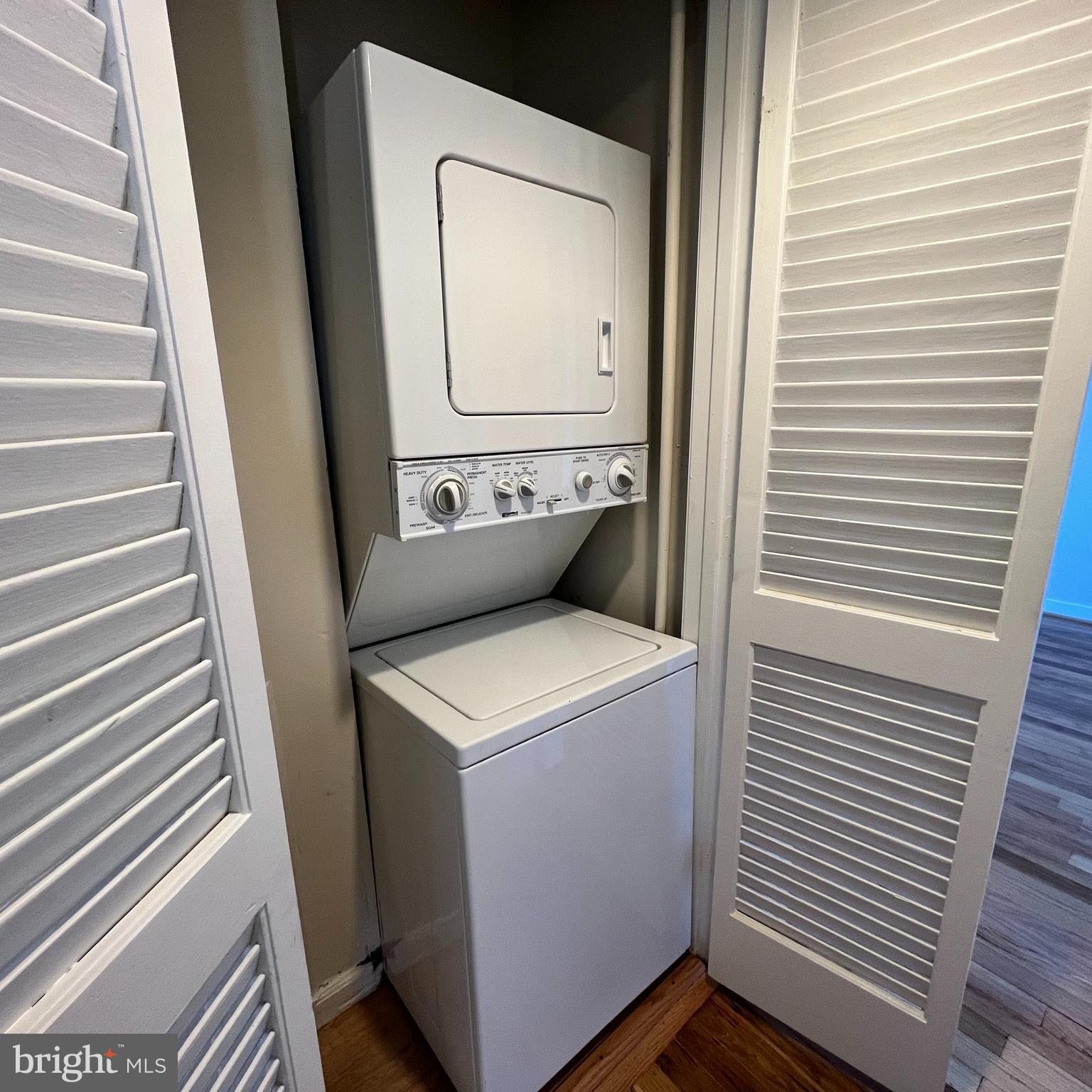 ROCK CREEK GARDENS - Residential Lease