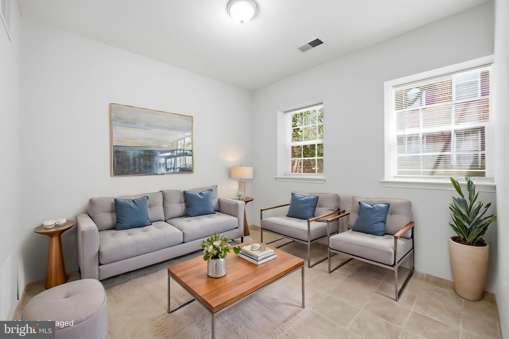 CHURCHILL TOWN SECTOR - Residential