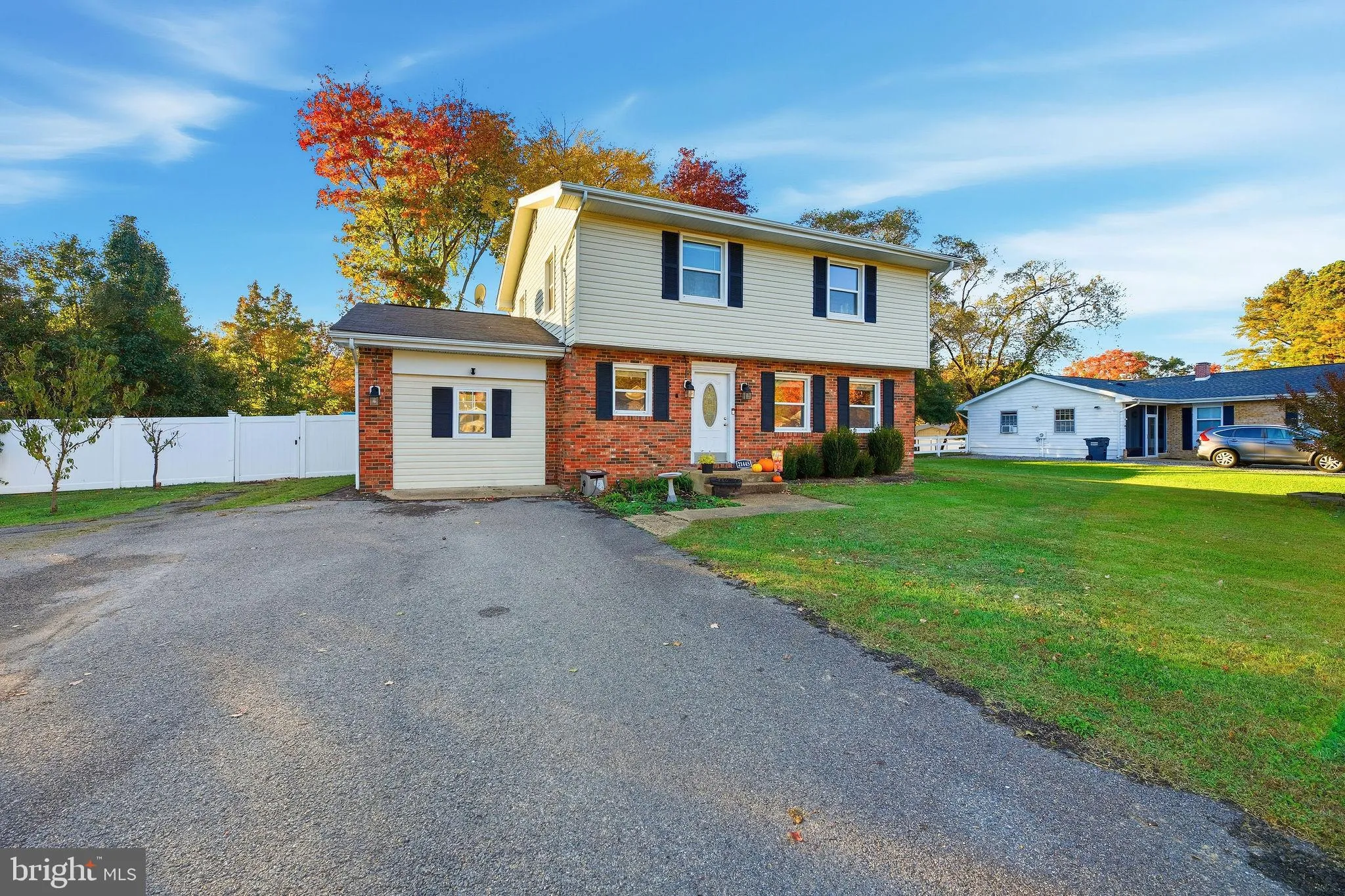 Lexington Park, Maryland 20653, United States, 5 Bedrooms Bedrooms, ,3 BathroomsBathrooms,Residential,Active,241233