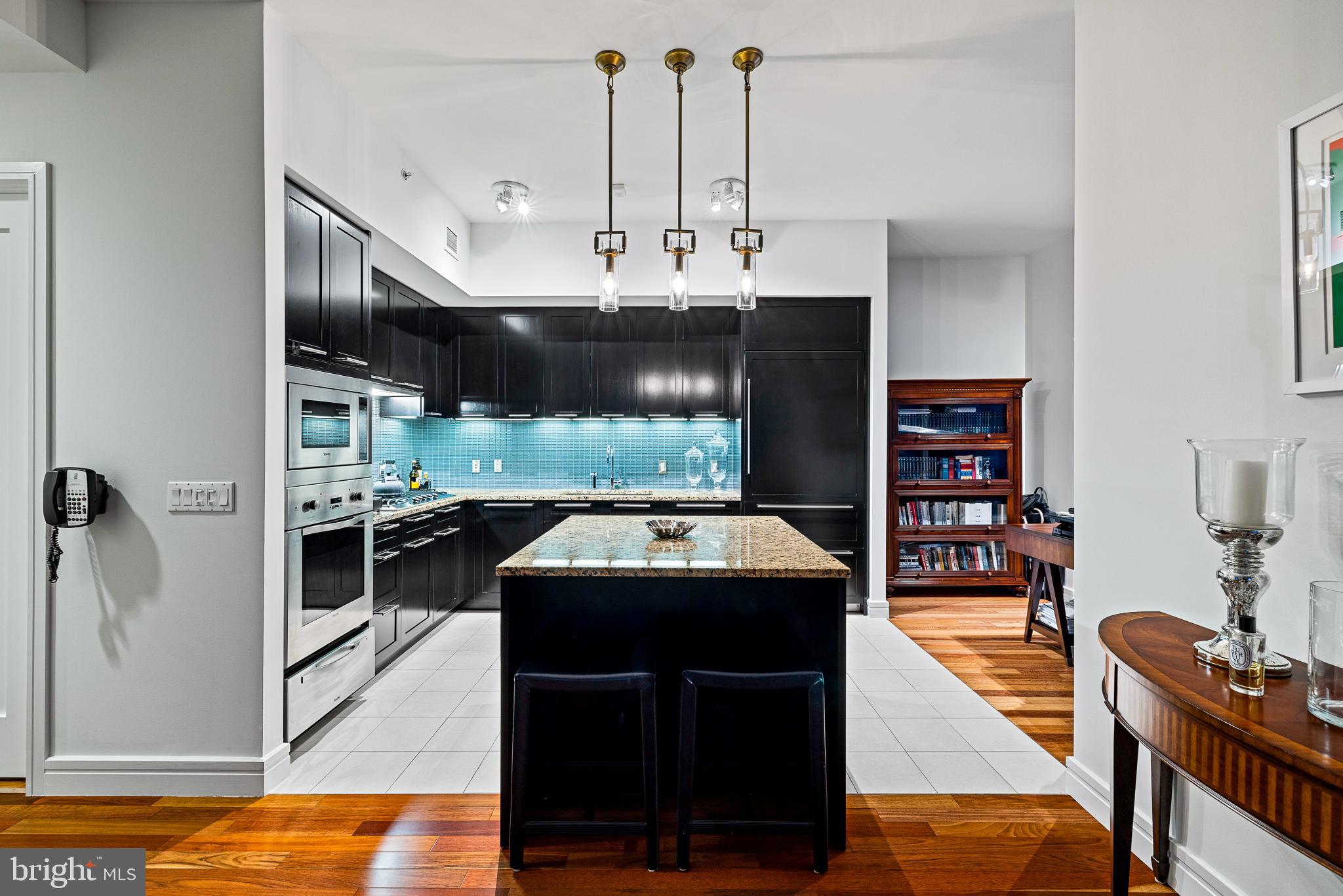 RITTENHOUSE SQUARE - Residential