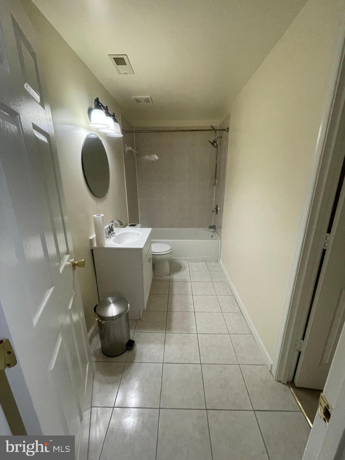 SUNNINGDALE MEADOWS - Residential Lease