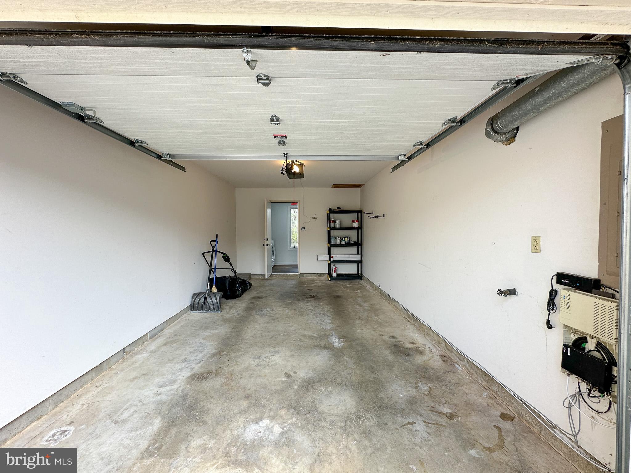 COUNTRY CLUB VALLEY - Residential