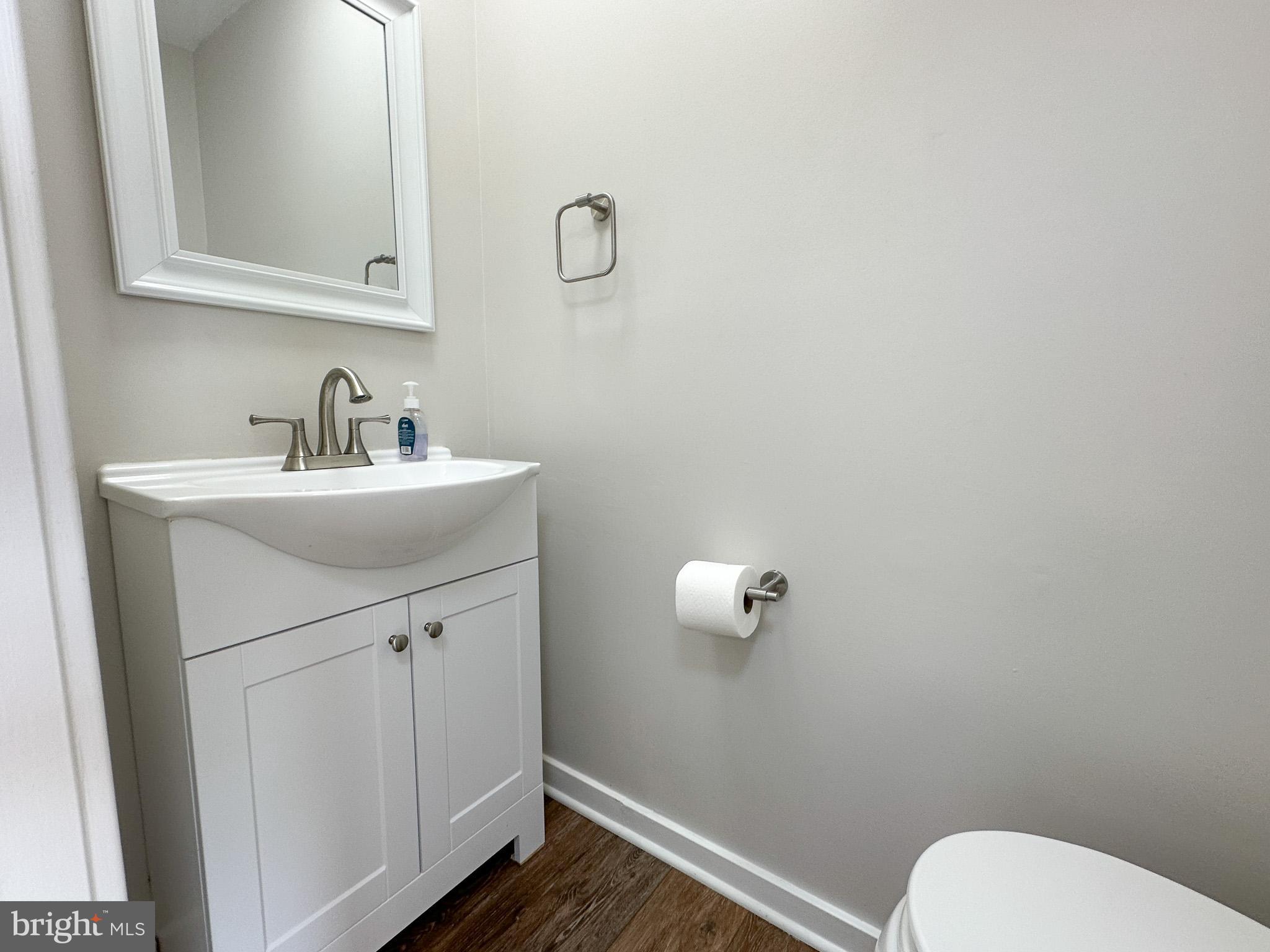 COUNTRY CLUB VALLEY - Residential