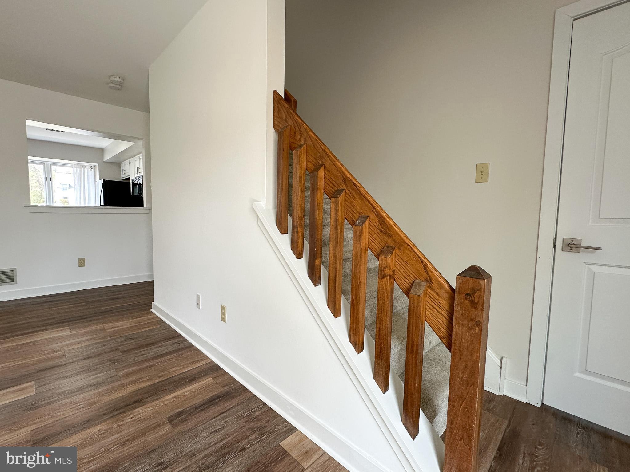 COUNTRY CLUB VALLEY - Residential