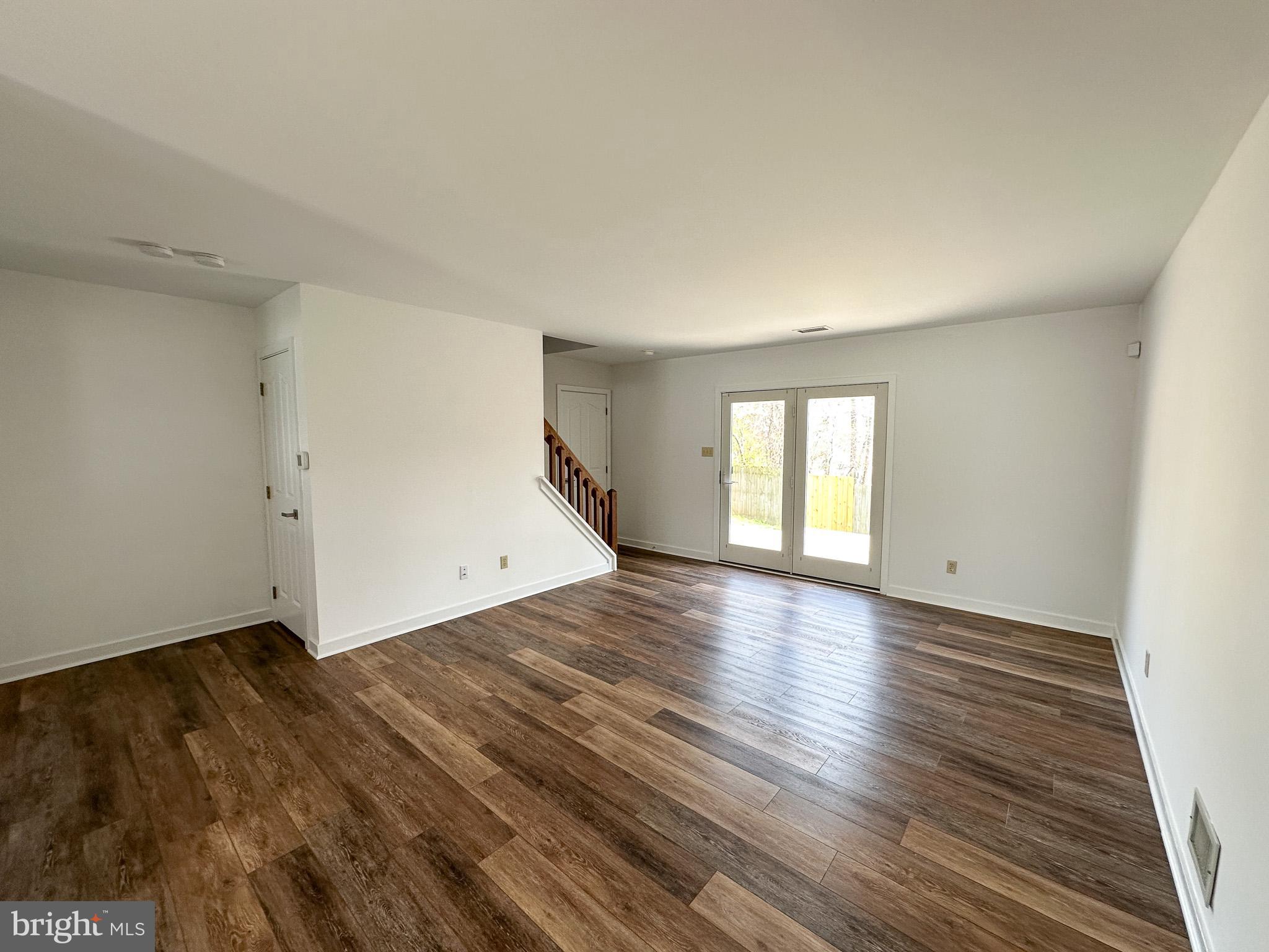 COUNTRY CLUB VALLEY - Residential