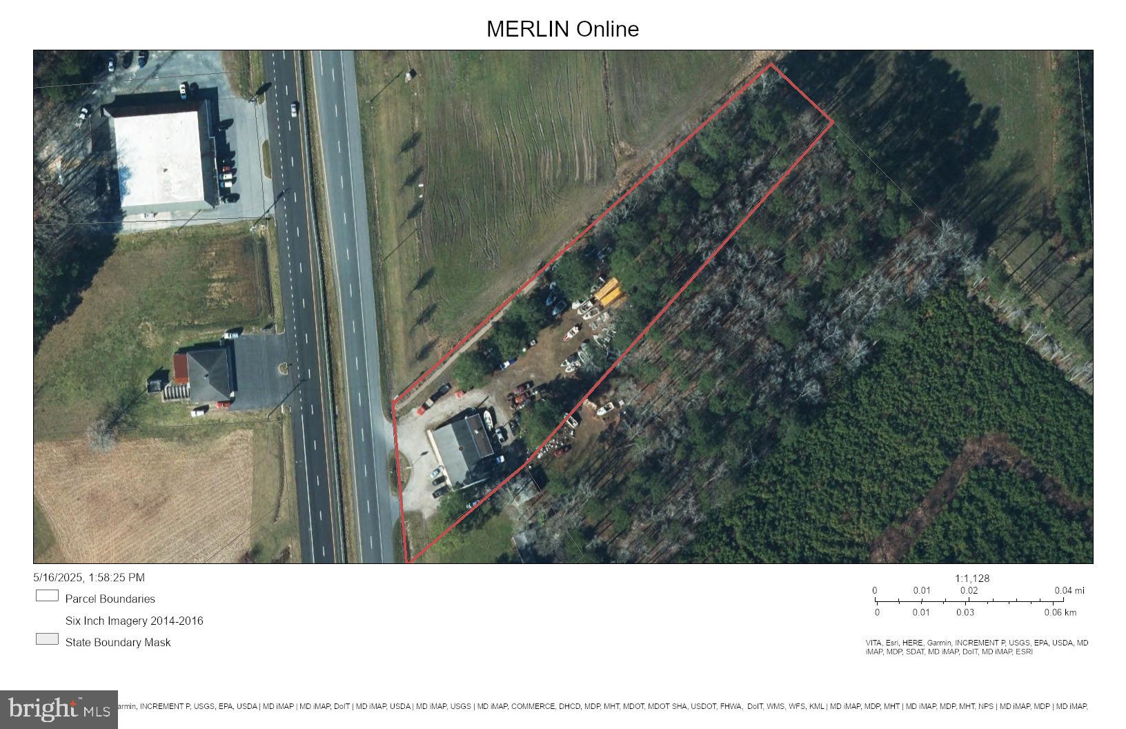 Main image without alt text