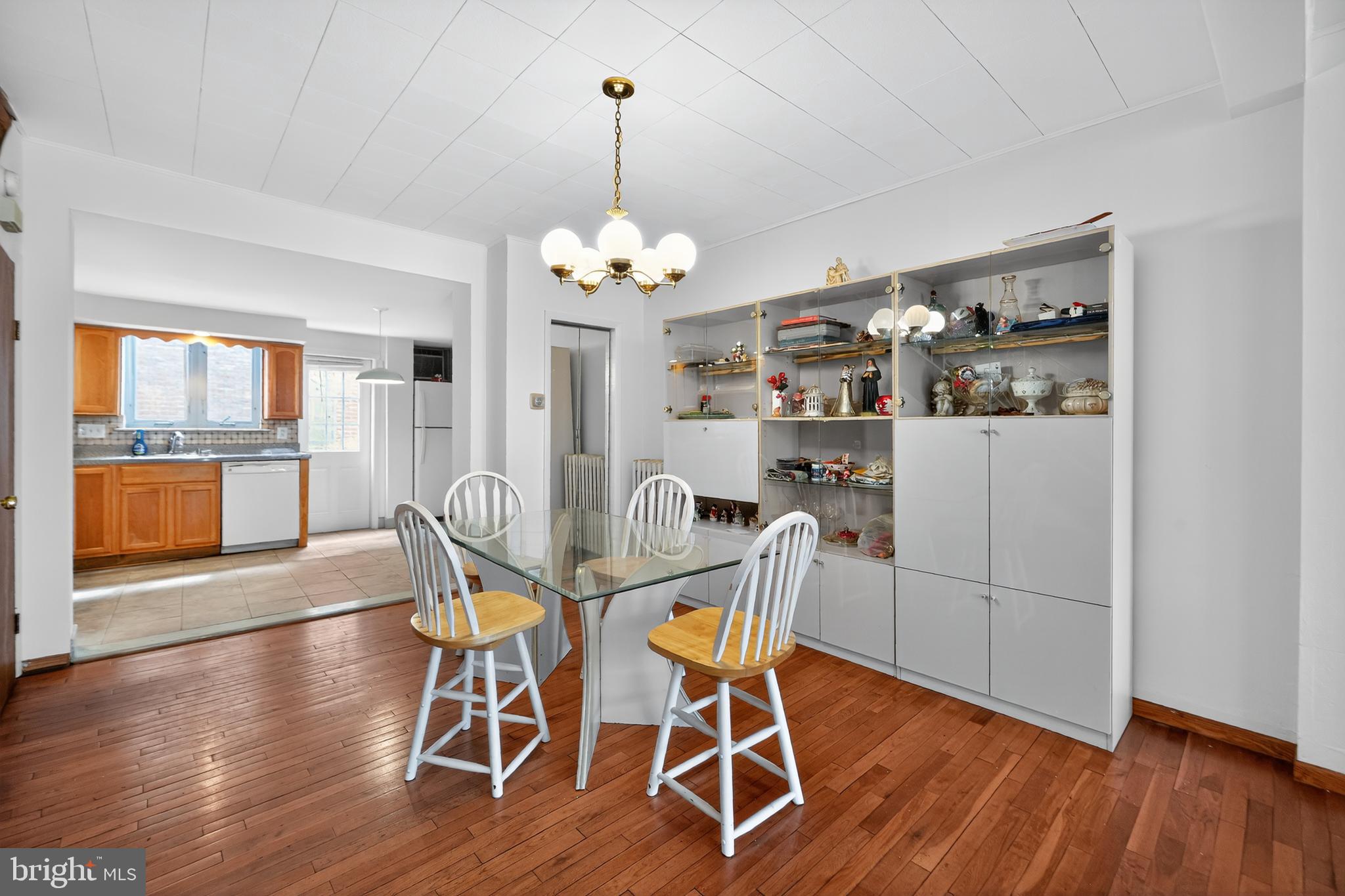 PHILADELPHIA - Residential