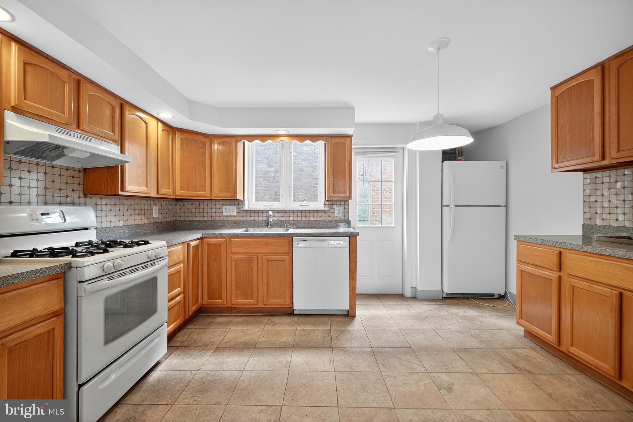 PHILADELPHIA - Residential