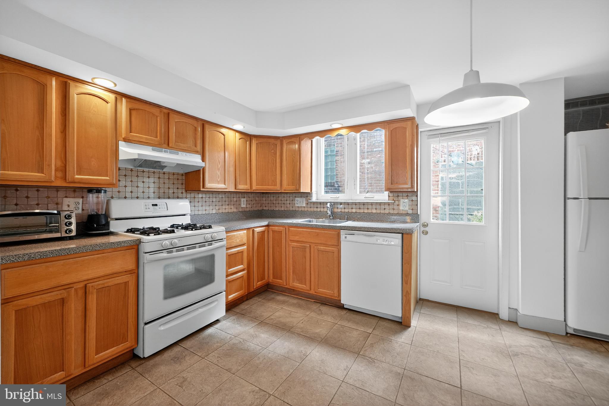 PHILADELPHIA - Residential