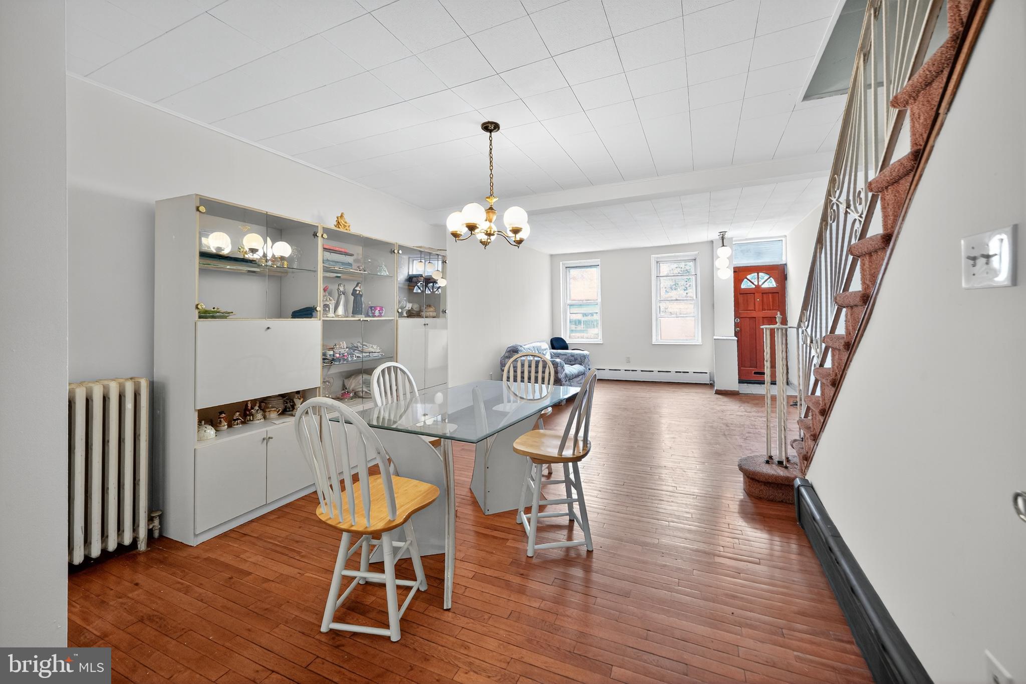 PHILADELPHIA - Residential