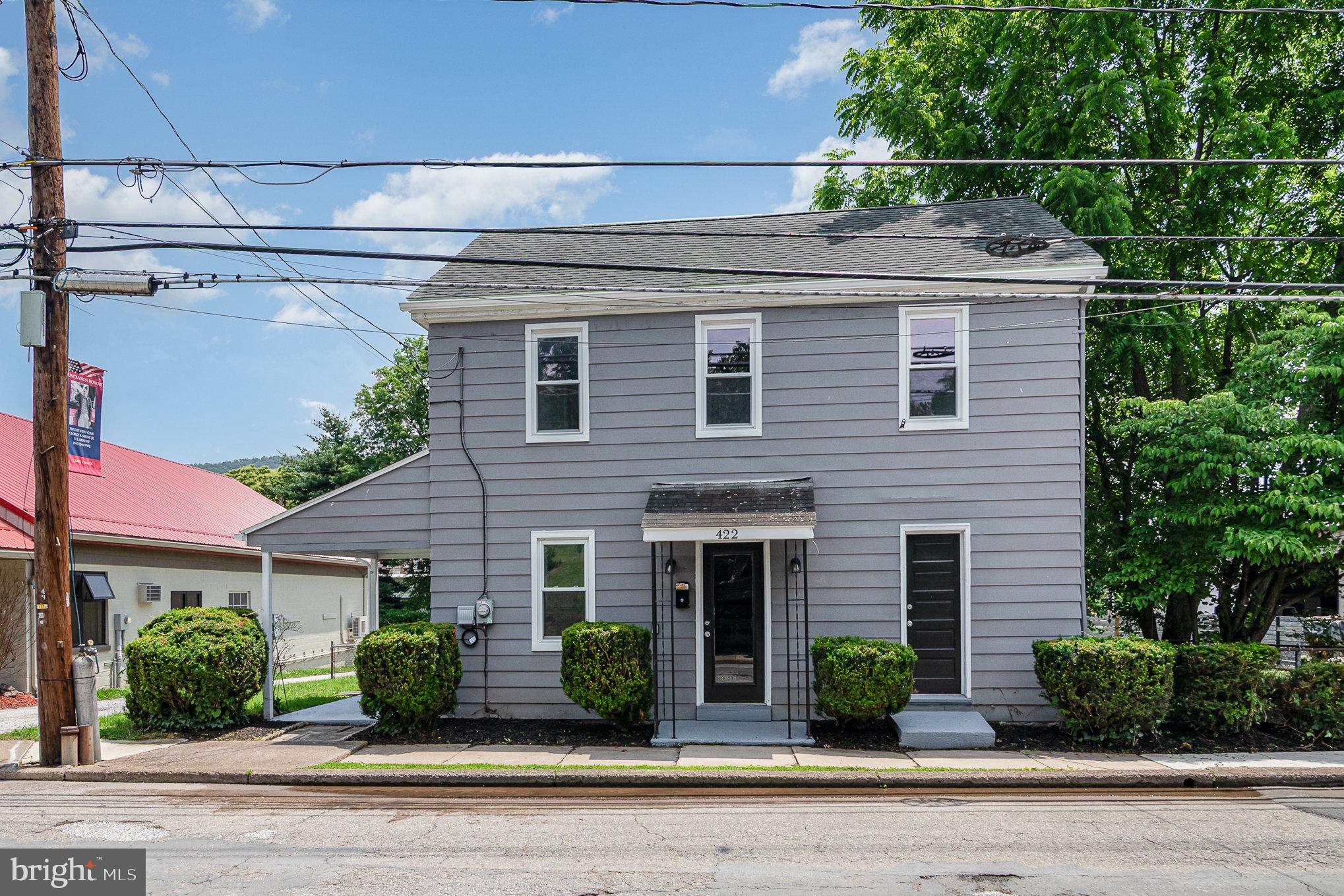 422 N HIGH STREET