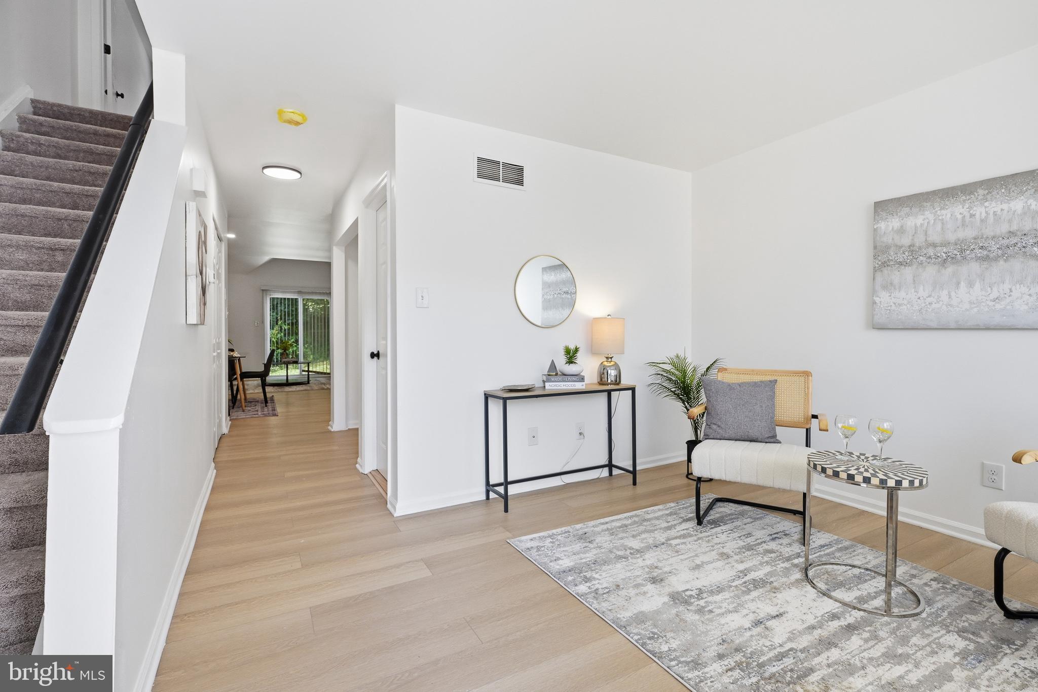106 6TH AVENUE