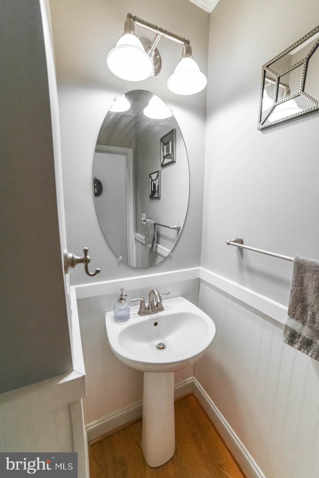 SHEFFIELD/FAIRWAY VILLAGE - Residential