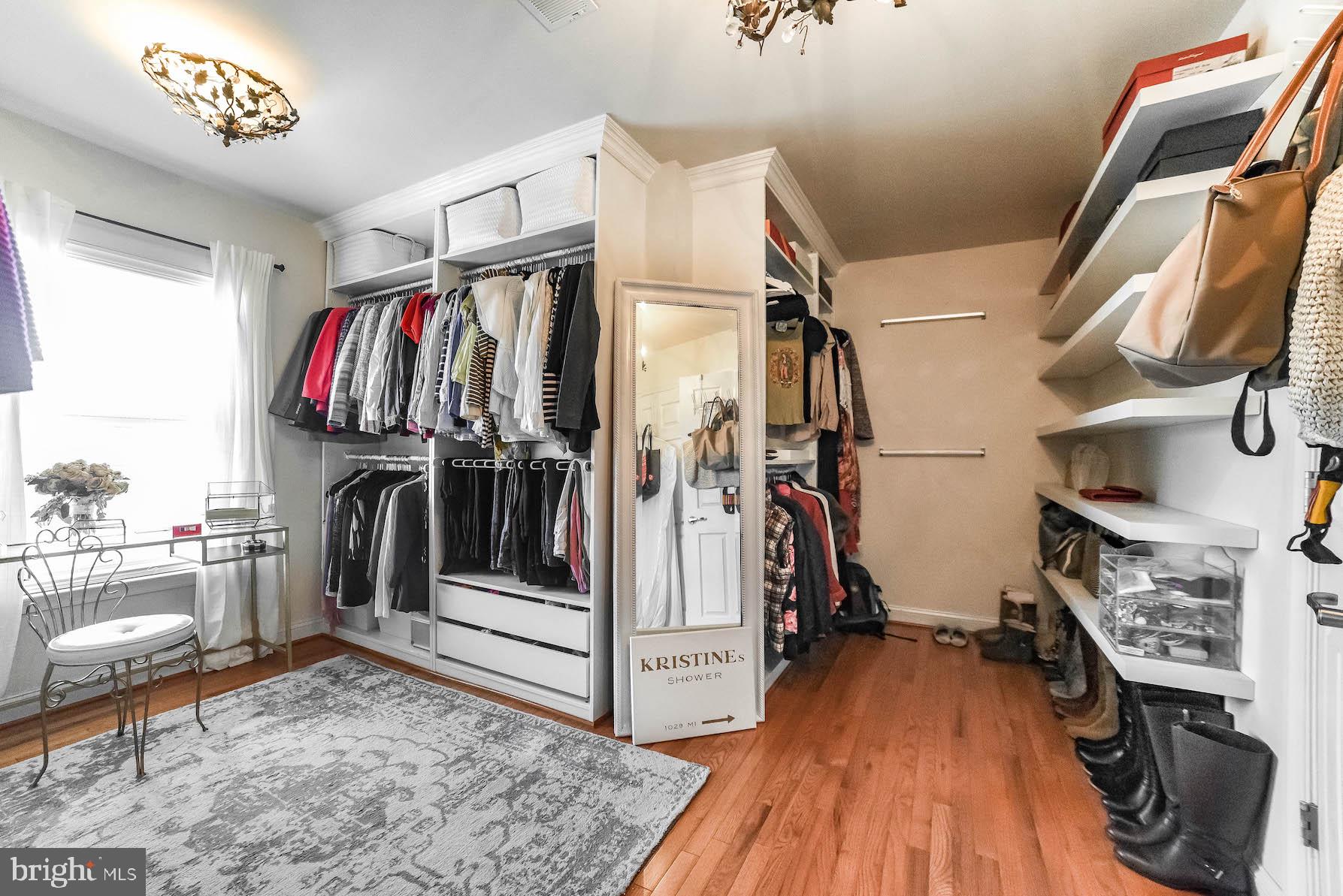 SHEFFIELD/FAIRWAY VILLAGE - Residential