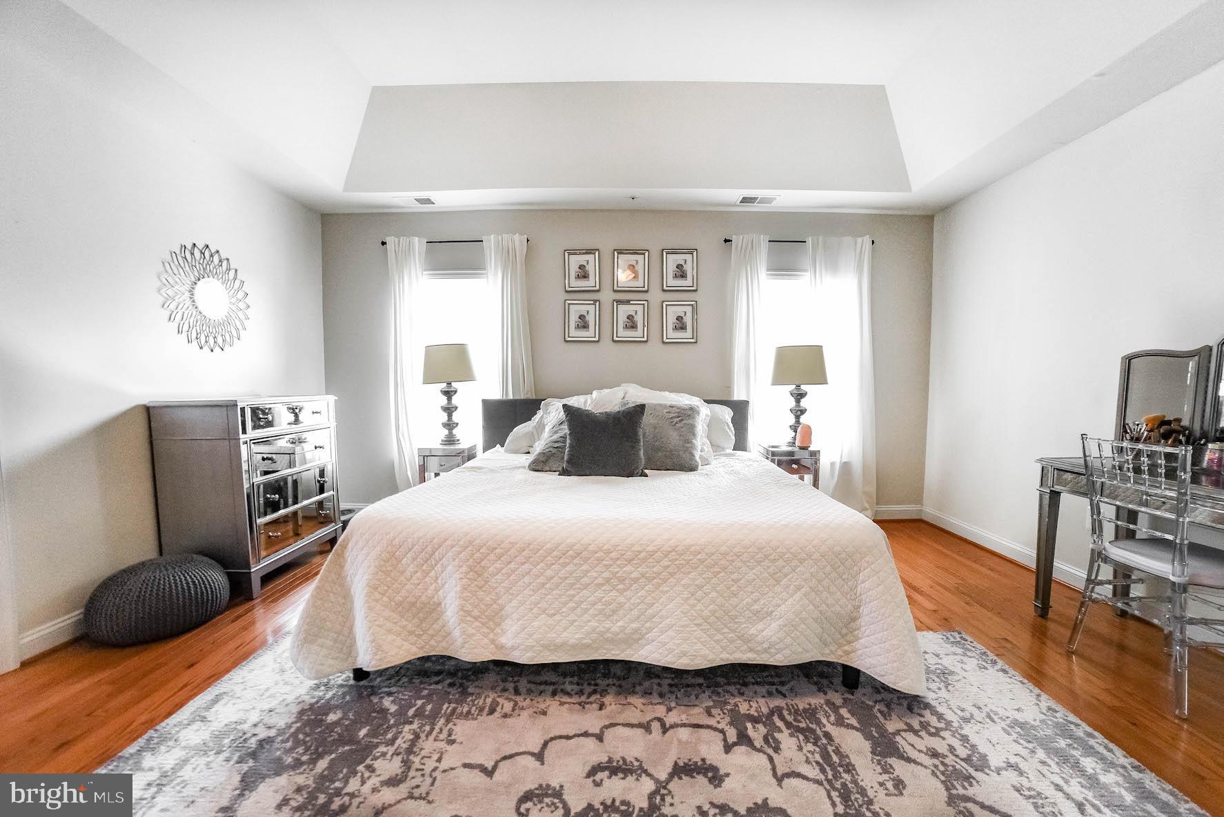 SHEFFIELD/FAIRWAY VILLAGE - Residential