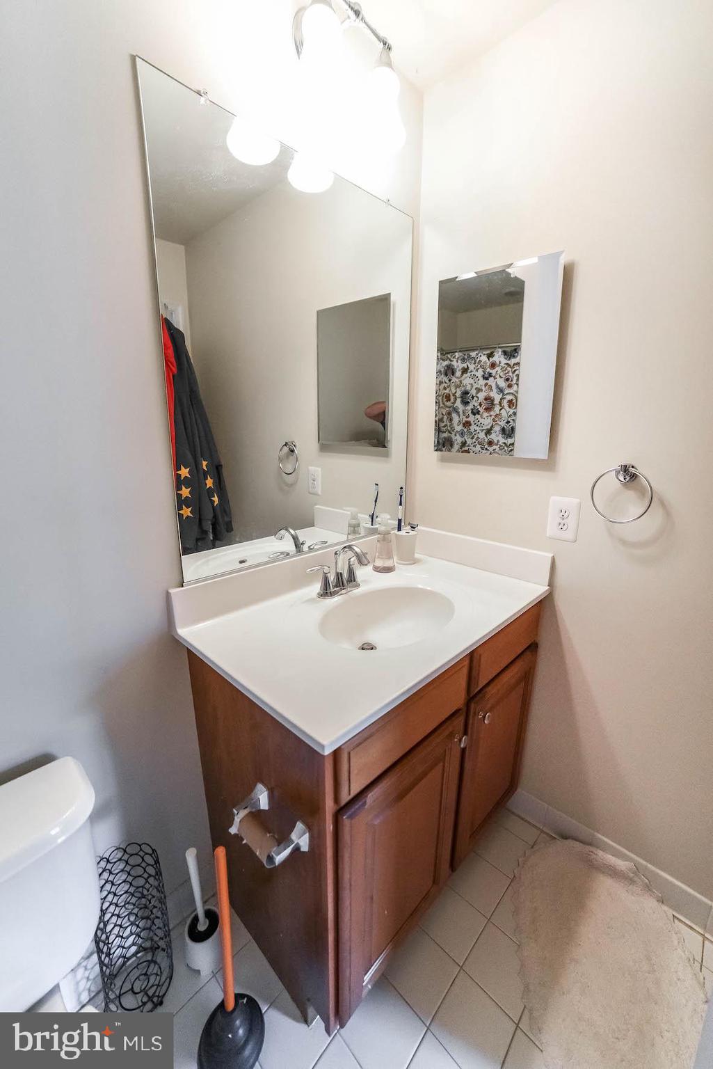 SHEFFIELD/FAIRWAY VILLAGE - Residential