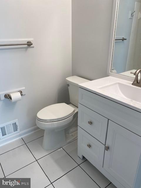 CEDAR GROVE AT CROFTON - Residential Lease