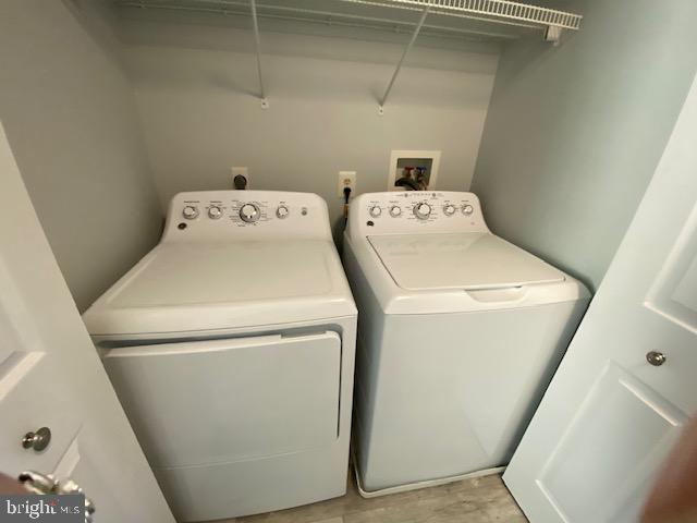 CEDAR GROVE AT CROFTON - Residential Lease