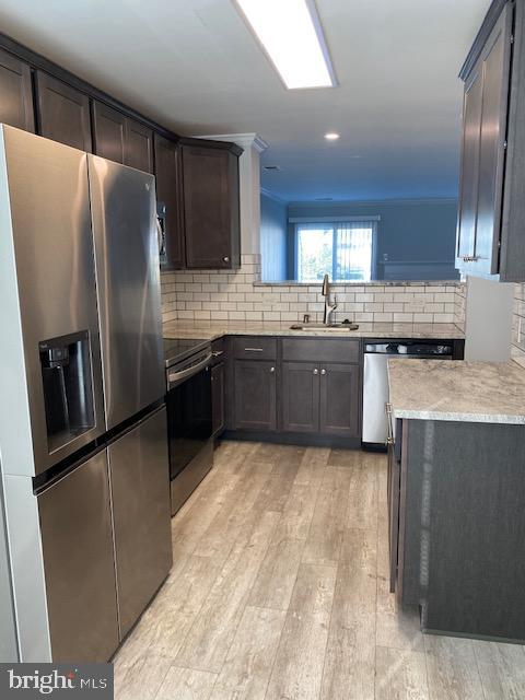 CEDAR GROVE AT CROFTON - Residential Lease