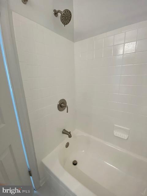 CEDAR GROVE AT CROFTON - Residential Lease