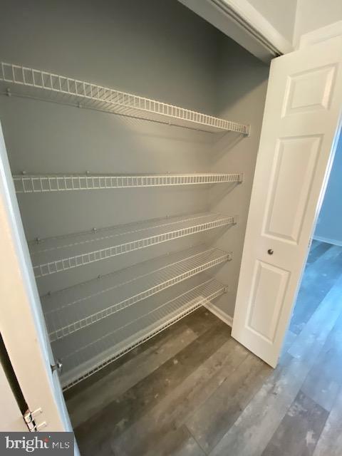 CEDAR GROVE AT CROFTON - Residential Lease