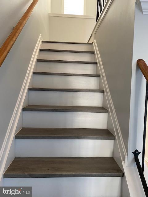 CEDAR GROVE AT CROFTON - Residential Lease