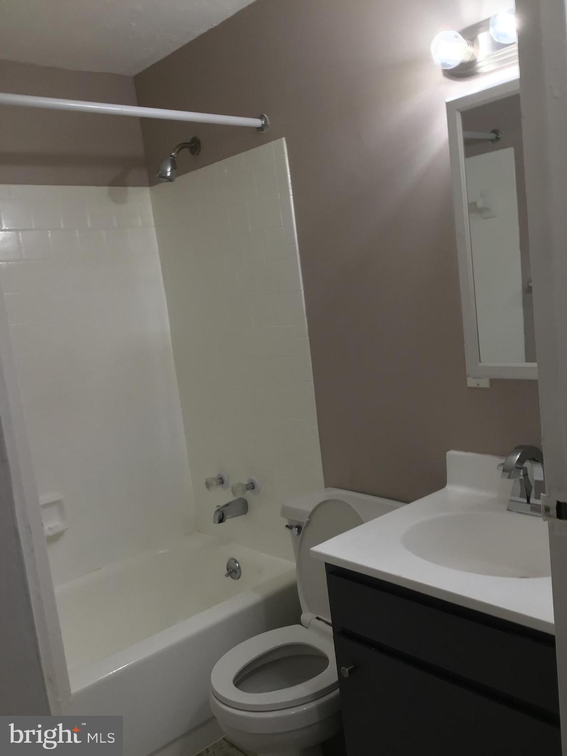 LANDOVER - Residential Lease