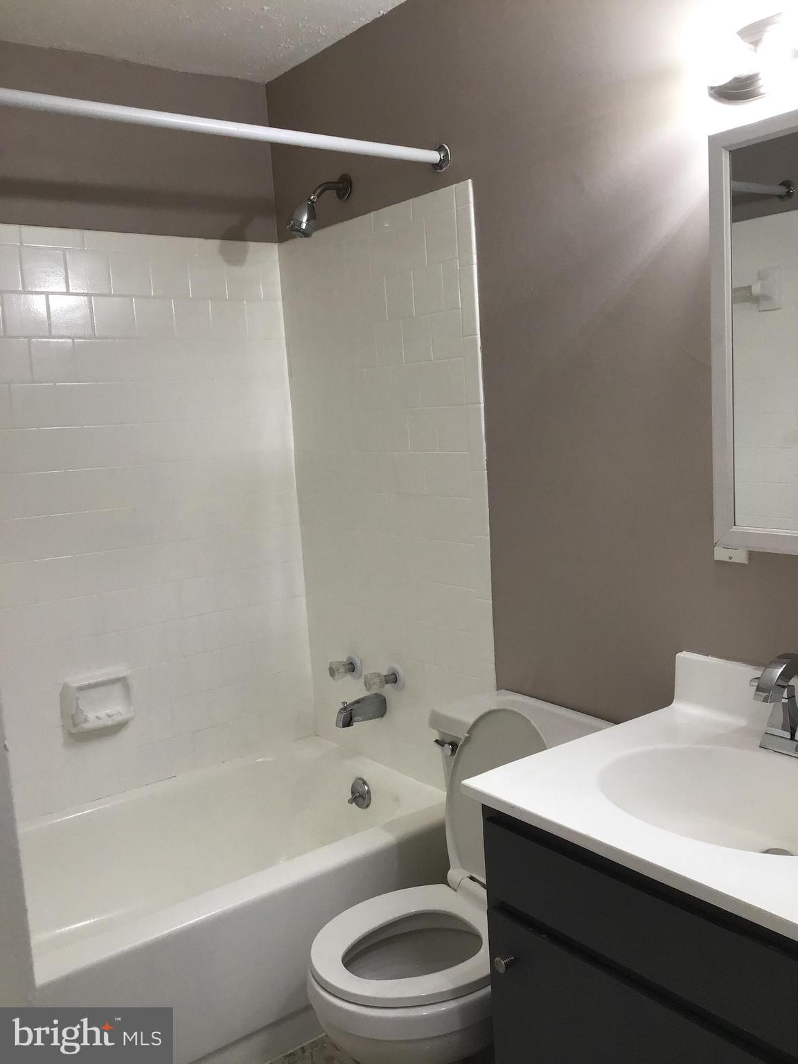 LANDOVER - Residential Lease