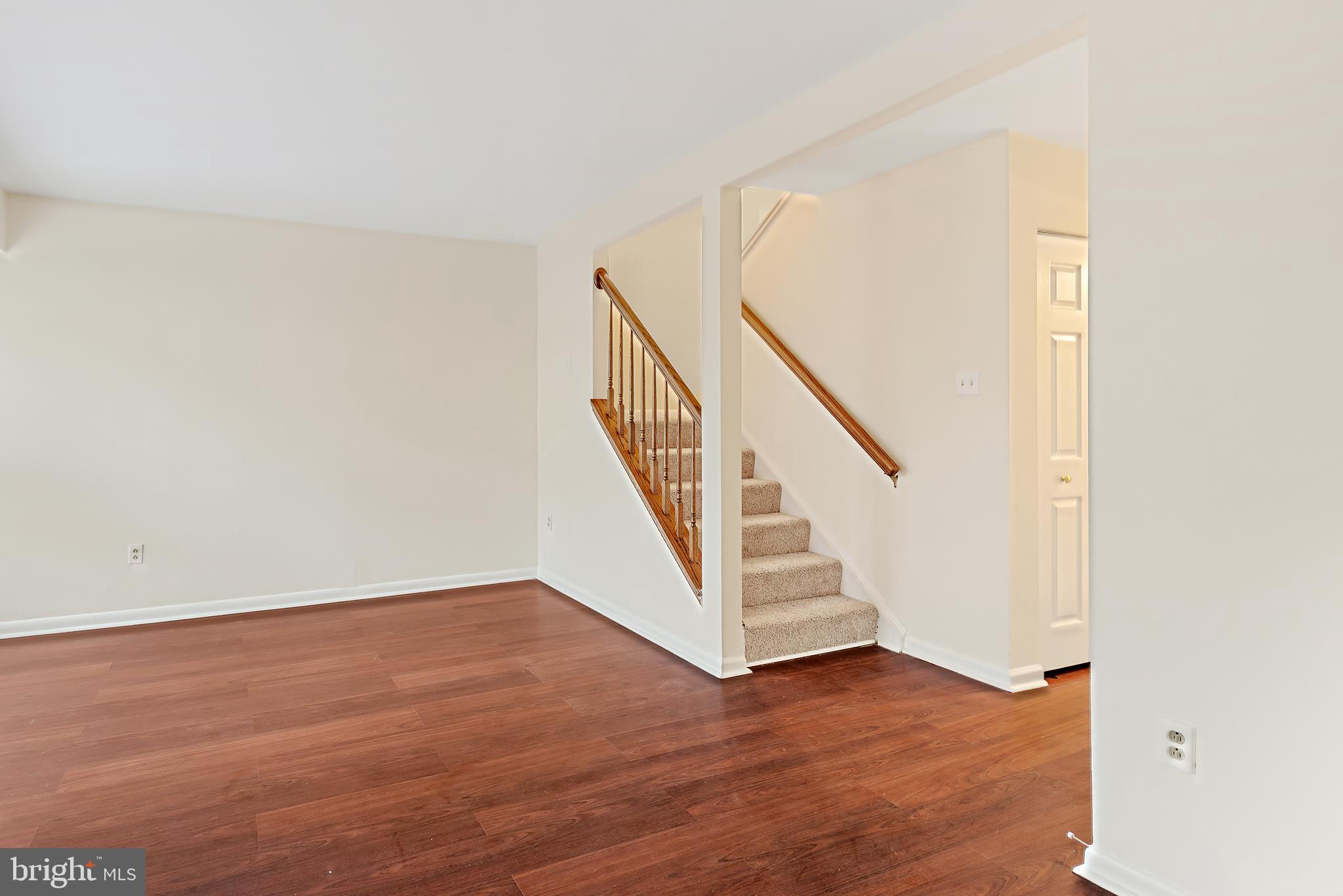 VILLAGE OF LONG REACH - Residential